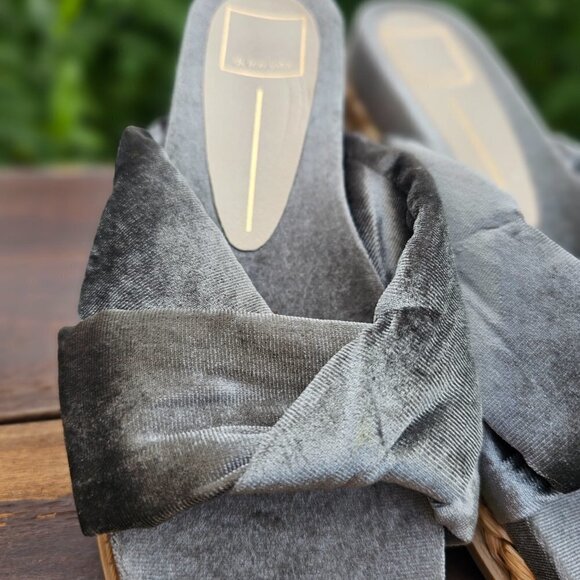 Dolce Vita Grey Velvet Flat Sandals, Women's Sandals, Size 7, Pre-owned,Like new - Picture 12 of 14